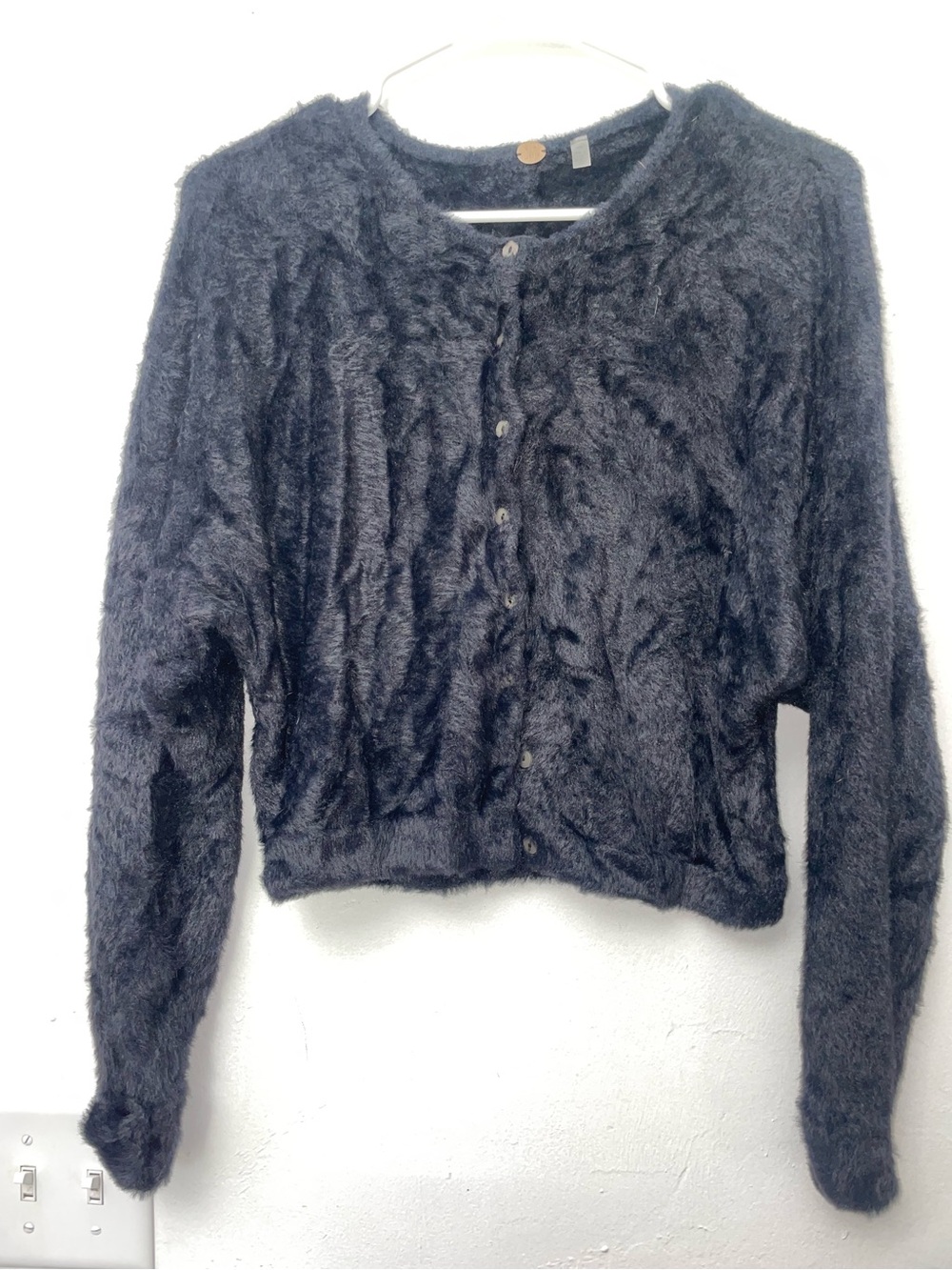 Free People Fuzzy Cropped Cardigan M/L Eyelash Knit Button Front Sweater - Picture 2 of 3